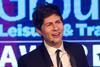 Ben Hanlin performing at the Group Leisure & Travel Awards 2017