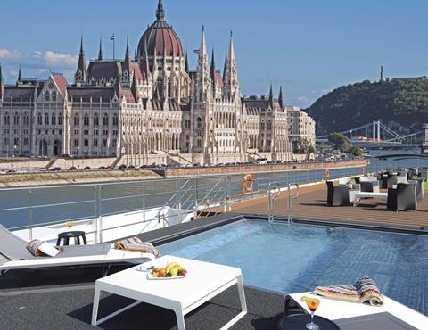 Scenic river cruise in Budapest
